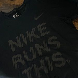 Nike Runs This athletic cut black logo t shirt M
